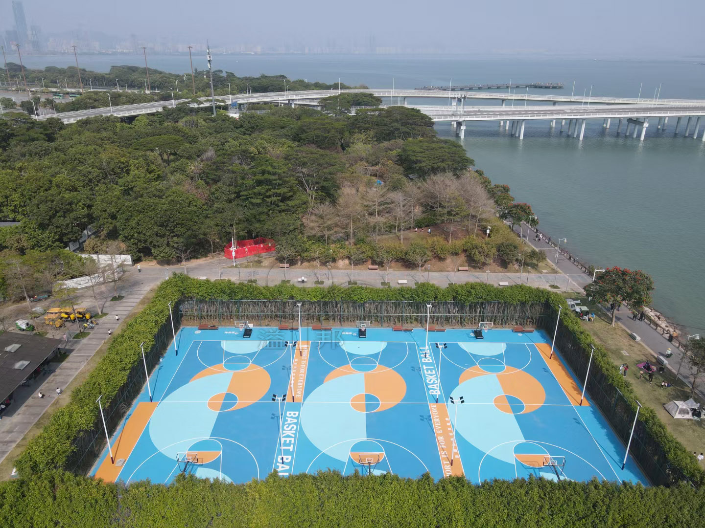 公園籃球場(chǎng) 公園籃球場(chǎng)